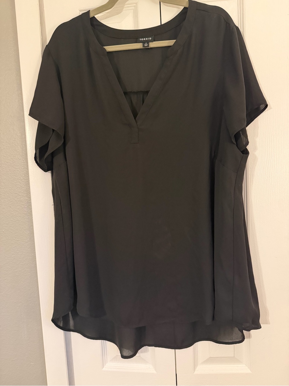 torrid Black V-Neck Short Sleeve Tunic